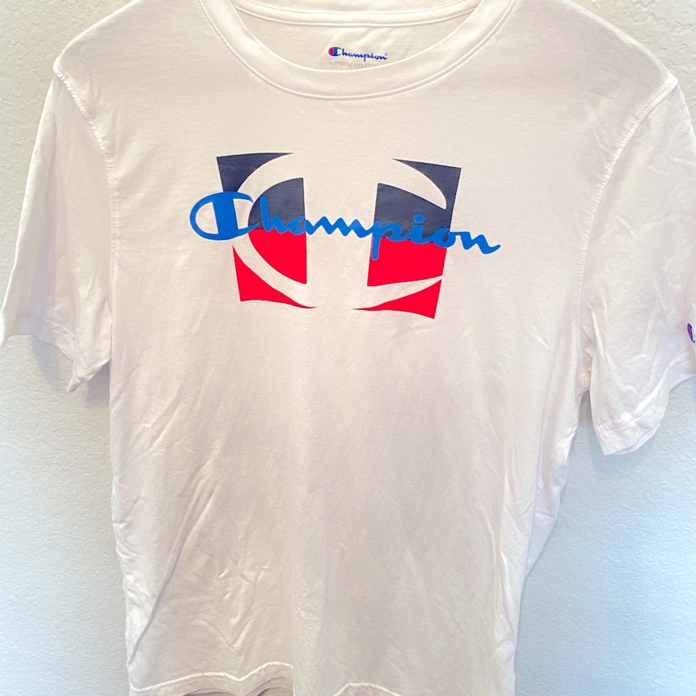 Champion T-Shirt, Medium